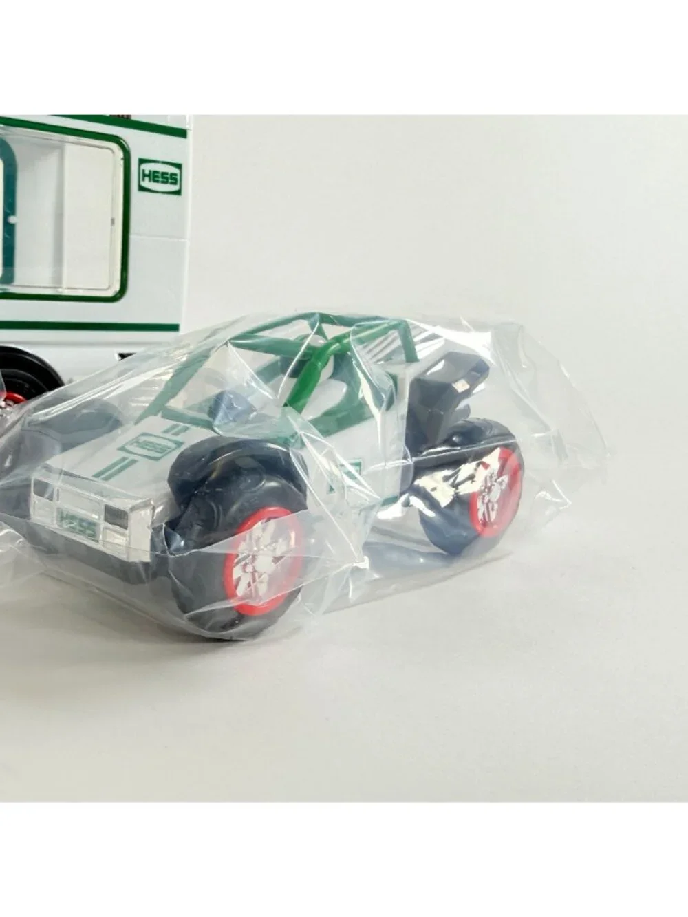 Hess 2018 Toy Truck RV With ATV & Motorbike White/Green